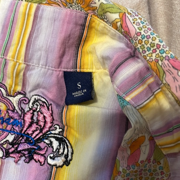 Robert Graham button down - Picture 9 of 10